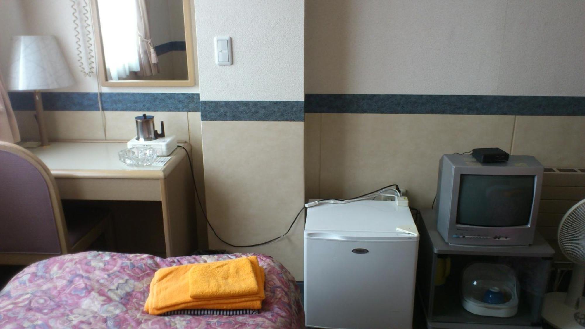 Business Hotel Motonakano Tomakomai Exterior photo